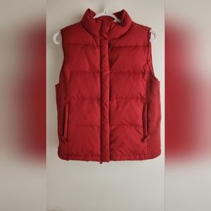 Red gap vest